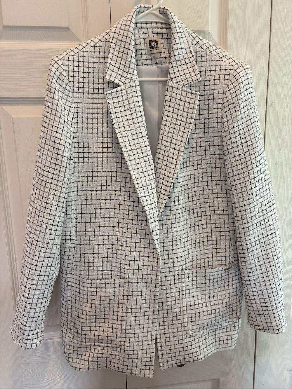 Anne Klein - Checked White & Black Blazer Jacket